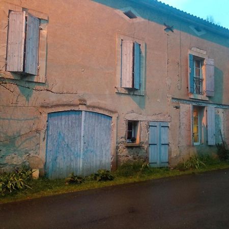 Отель Lulu Castelmoron-sur-Lot Экстерьер фото
